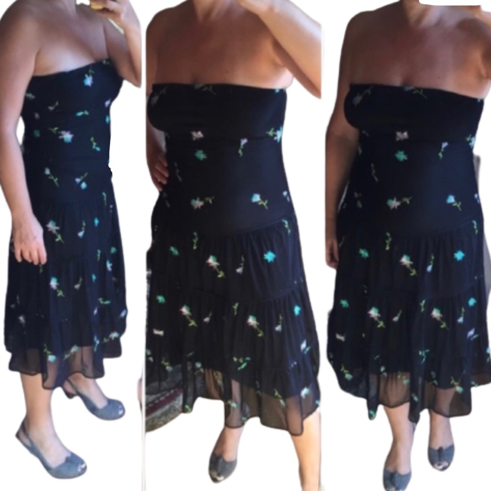 Nicole Miller party dress. Black embroidery flower